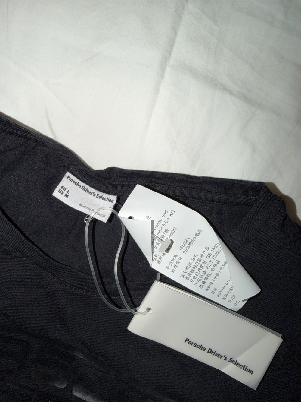 Porsche Driver’s Selection Women’s Crest Logo T-shirt BNWT ~ M - Picture 2 of 8